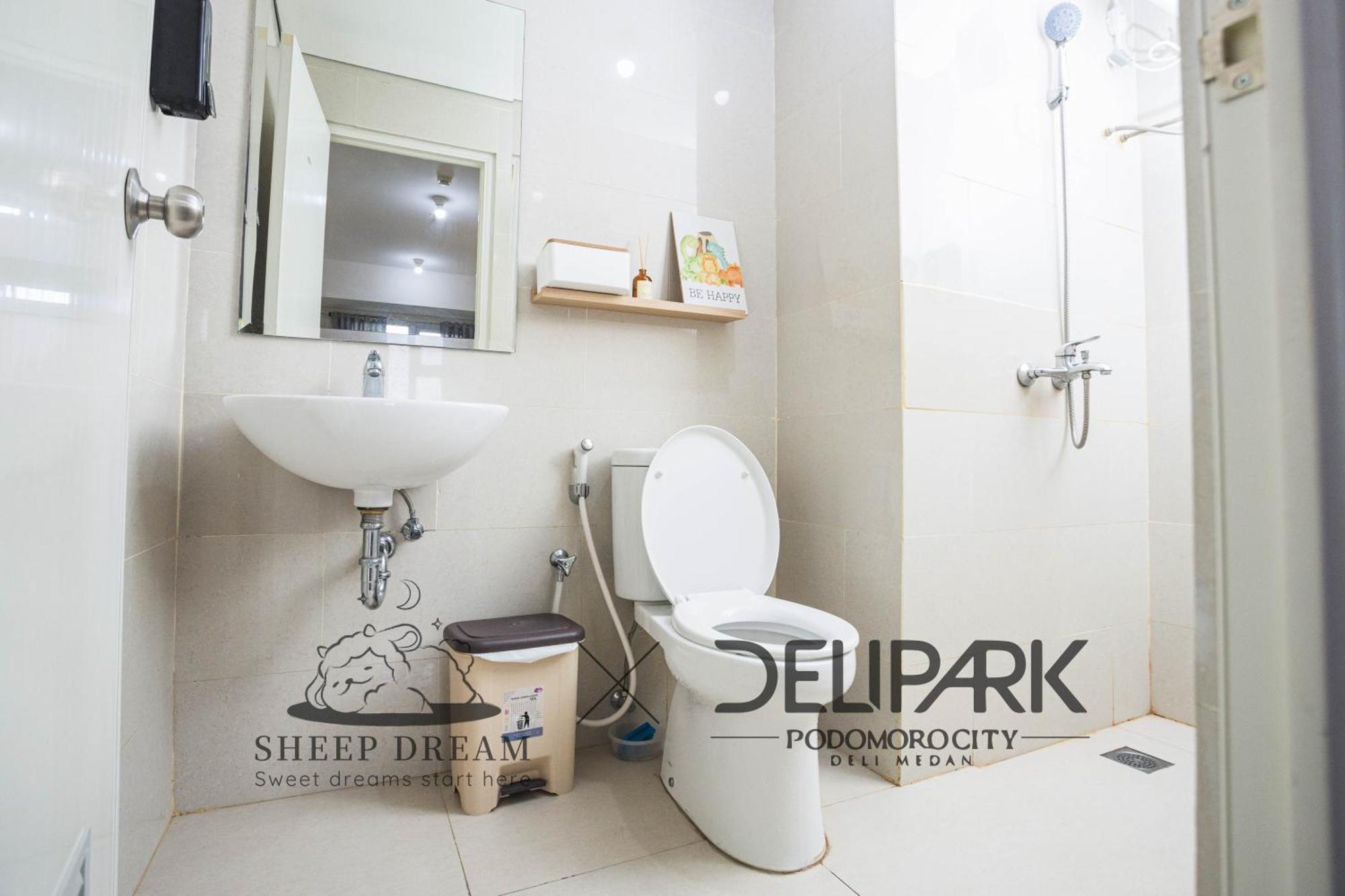 Delipark Mall Luas65meter 2kamar 2toilet Lt11 * Medan