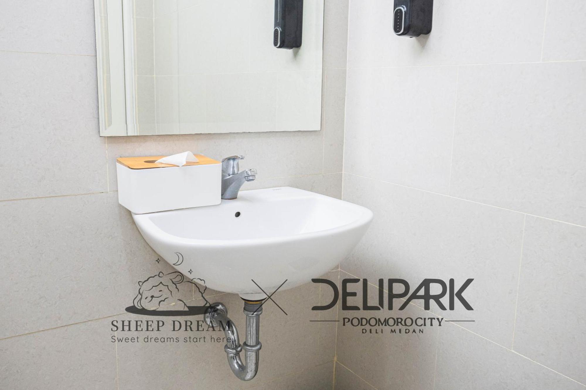 Delipark Mall Luas65meter 2kamar 2toilet Lt11 * Medan