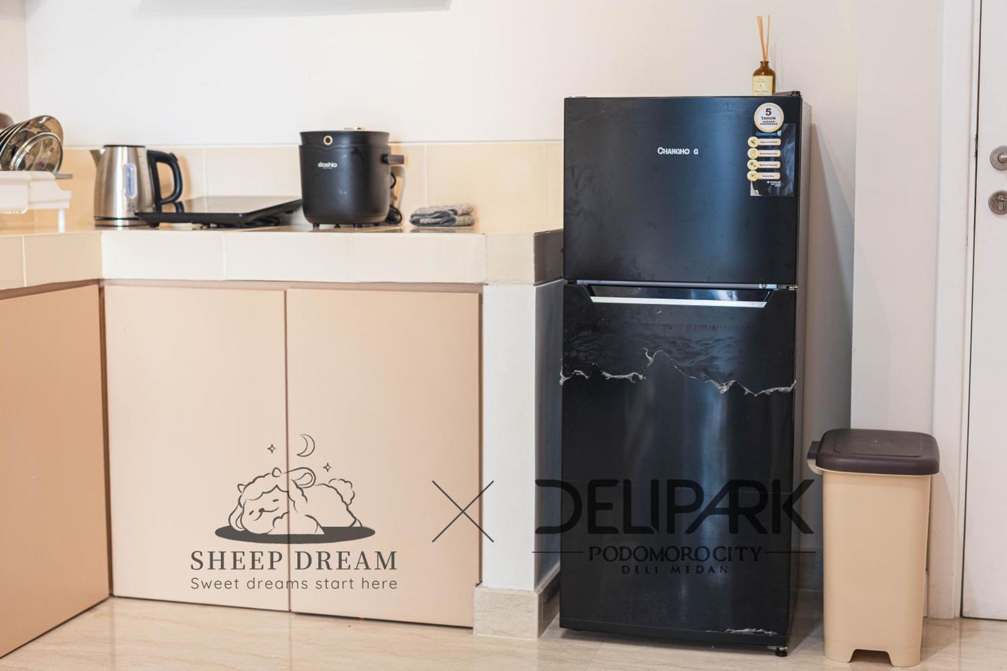 Delipark Mall Luas65meter 2kamar 2toilet Lt11 Apartemen